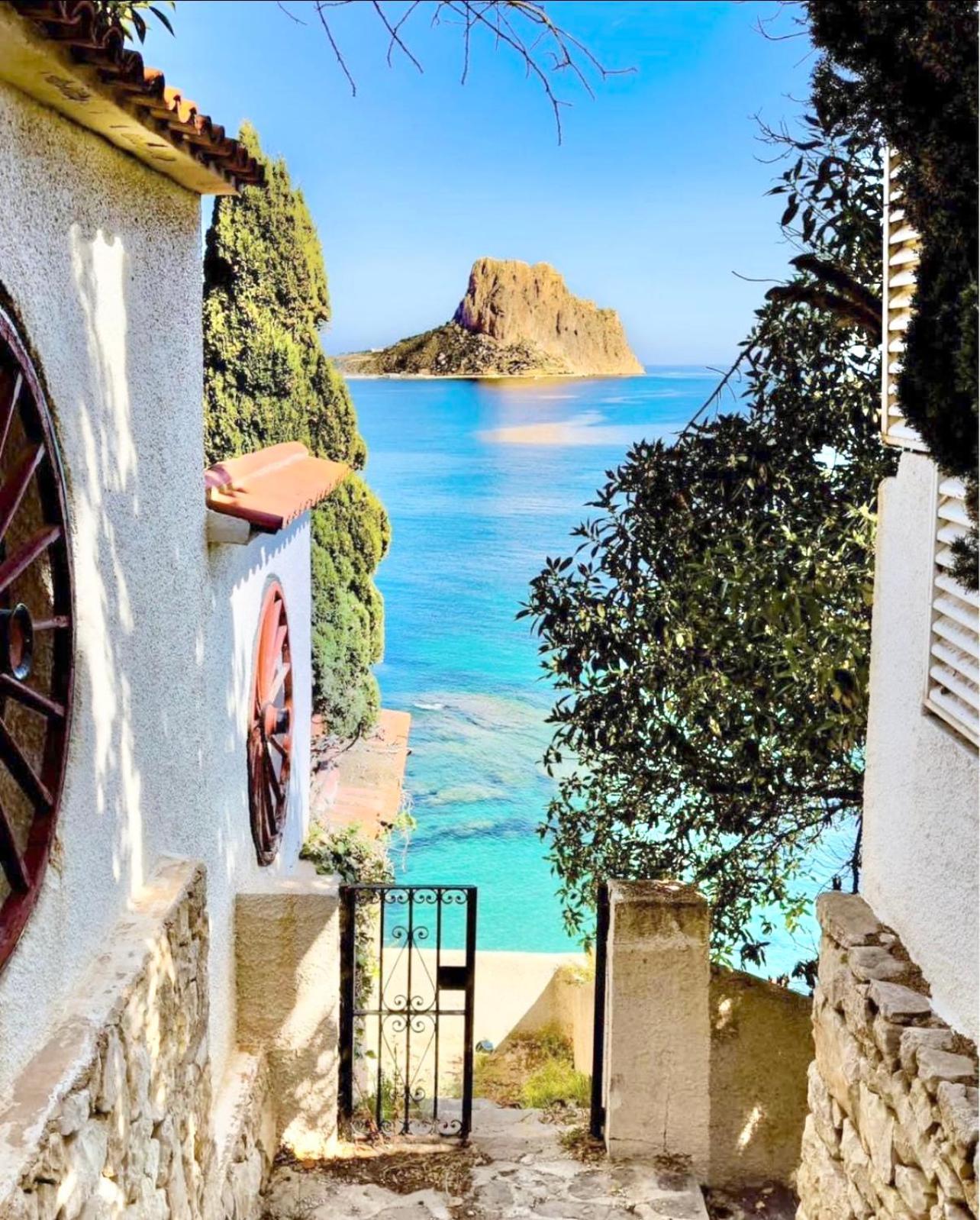 Hipocampos Beach Ifach المظهر الخارجي الصورة